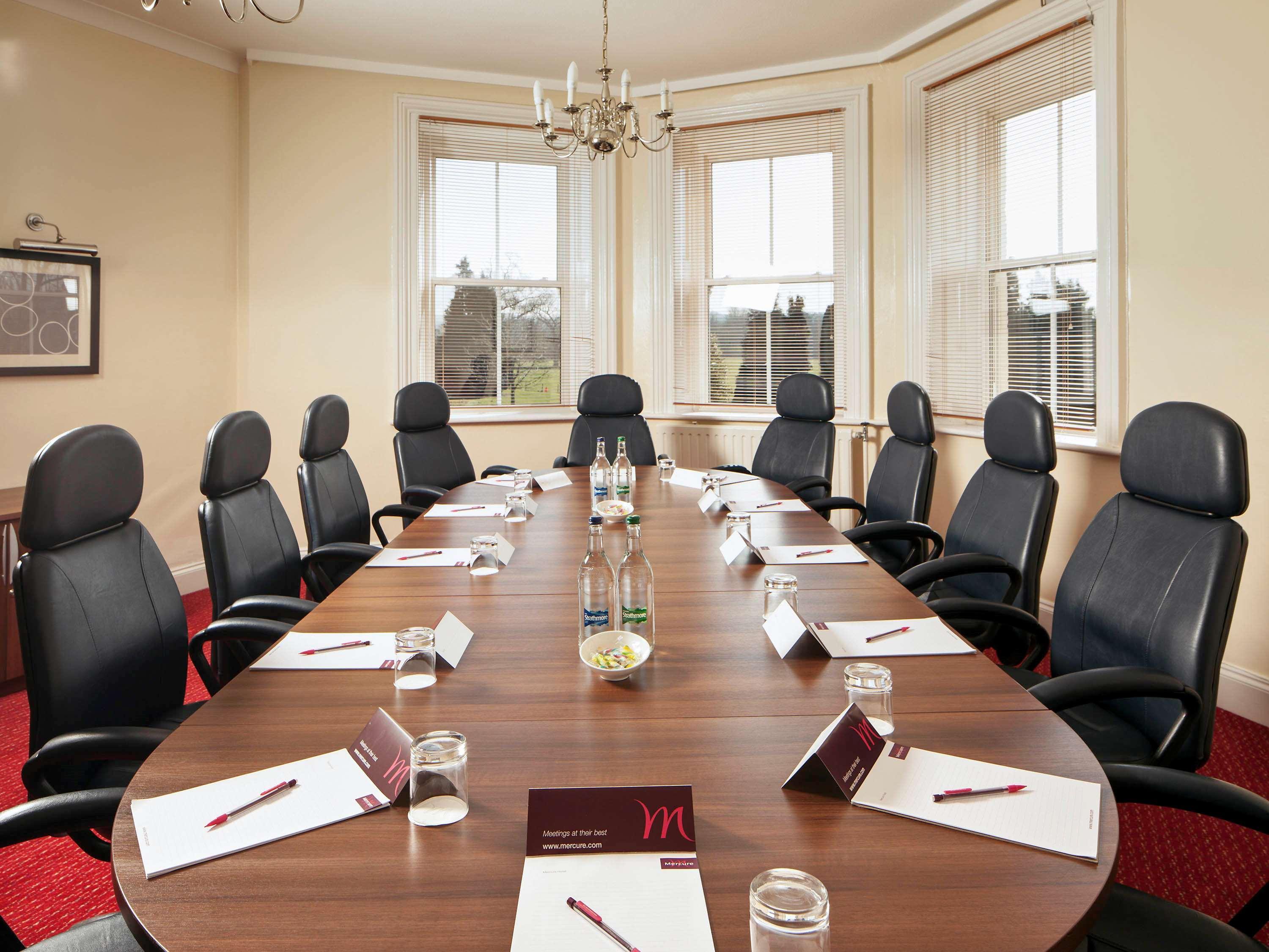 Mercure Maidstone Great Danes Hotel Esterno foto
